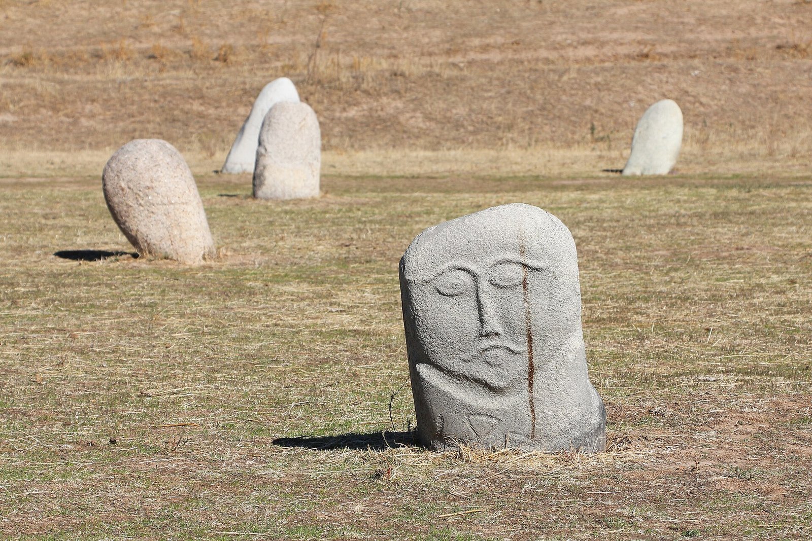Later Turkic balbal stones, often confused in popular accounts with Bronze Age monuments