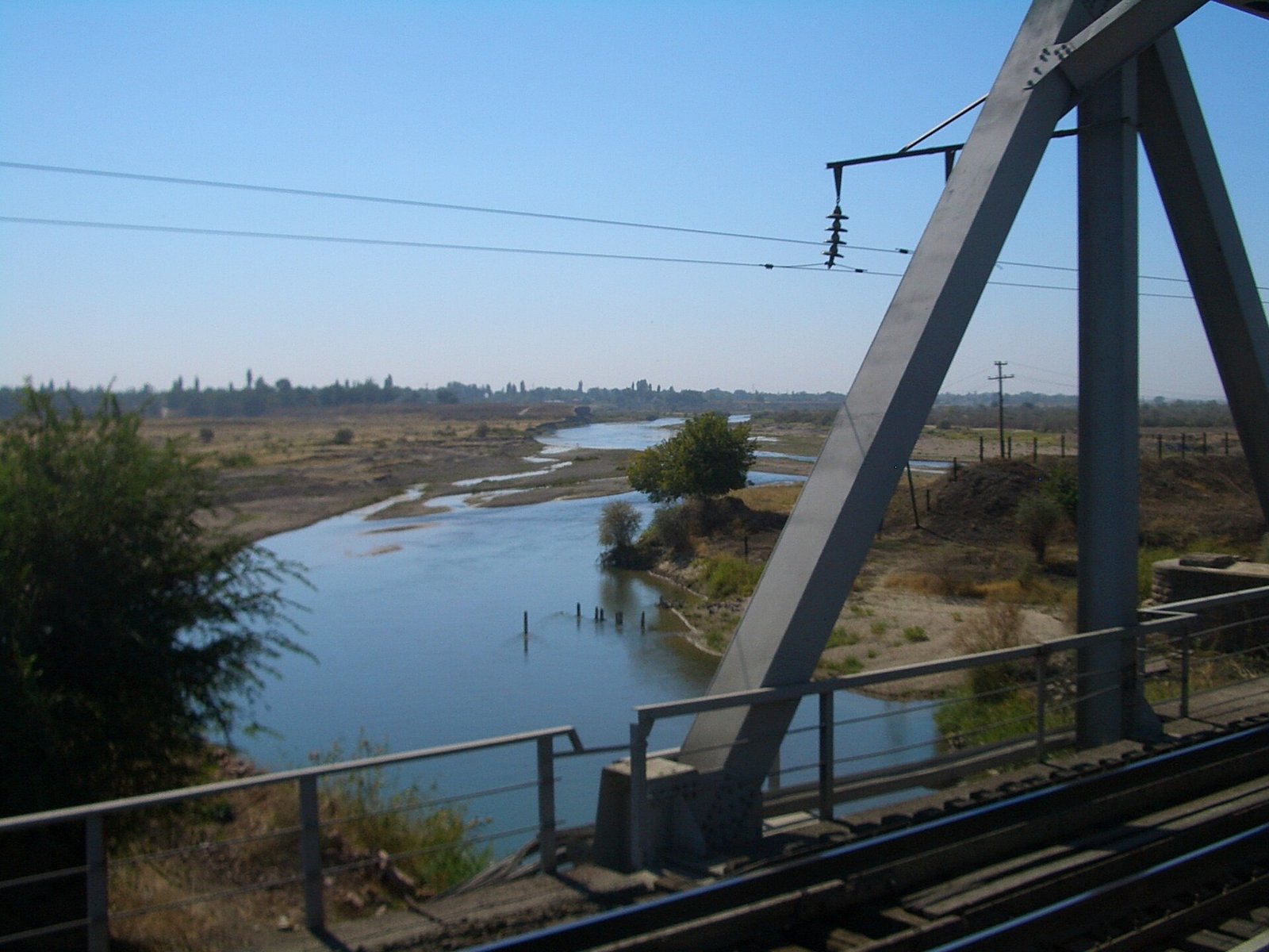 Crossing the Shu (Chuy) river just north of the Shu station, Kazakhstan