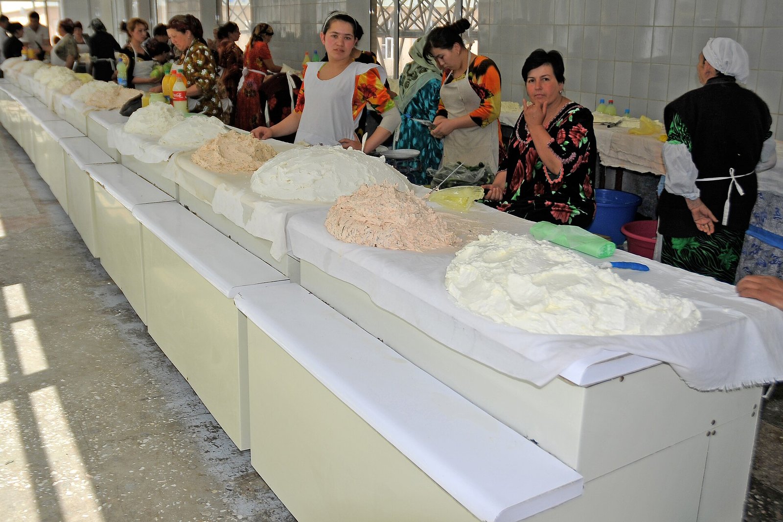 Qatiq and other dairy products on sale at a bazaar